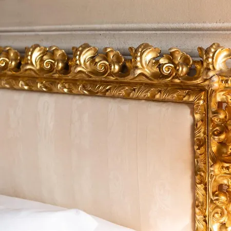 アパート Ricasoli Luxury Palace フィレンツェ